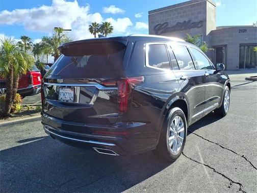 2025 Cadillac XT6 Luxury FWD