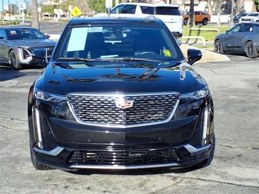 2025 Cadillac XT6 Luxury FWD