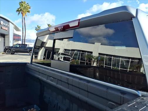 2025 GMC Sierra 1500 AT4X