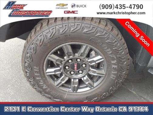 2025 GMC Sierra 1500 AT4X