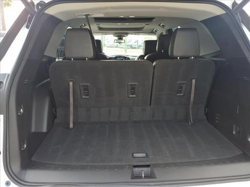 Summit White 2018 Chevrolet Traverse Premier