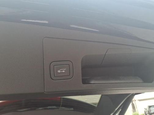 Black Metallic 2025 Cadillac XT5 Premium Luxury