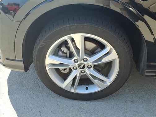 2021 Audi Q3 45 S line Premium