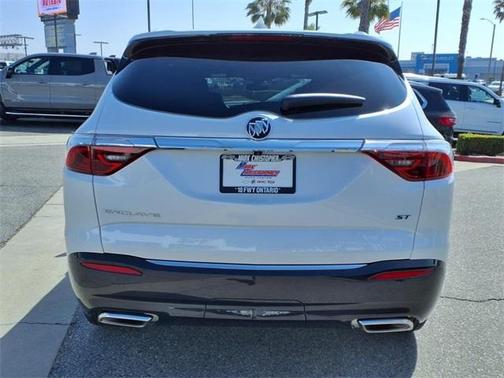 2024 Buick Enclave Essence