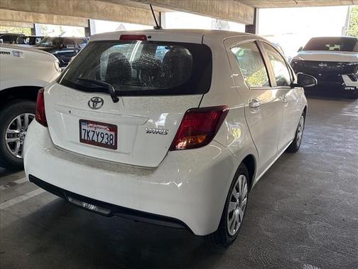 2015 Toyota Yaris L