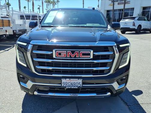 2025 GMC Yukon Elevation