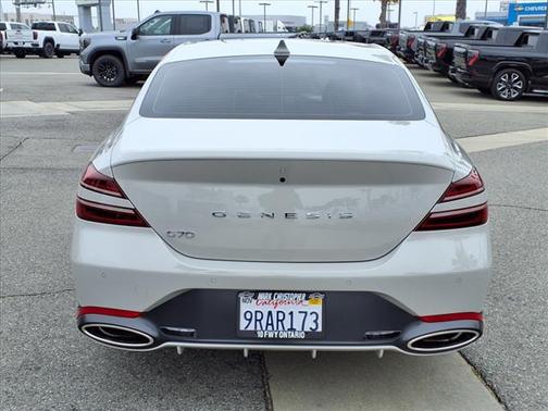 2025 Genesis G70 2.5T