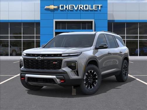Sterling Gray Metallic 2026 Chevrolet Traverse Z71