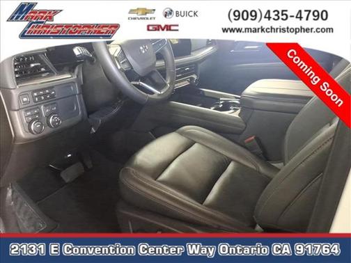 Pearl 2025 Chevrolet Suburban Z71
