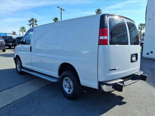 2024 Chevrolet Express 2500 Work Van