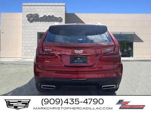 2024 Cadillac XT4 Premium Luxury