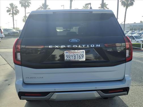 Silver Metallic 2025 Ford Expedition Platinum
