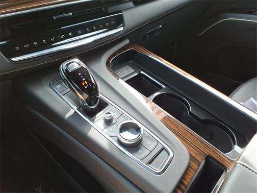 2022 Cadillac Escalade ESV Premium Luxury