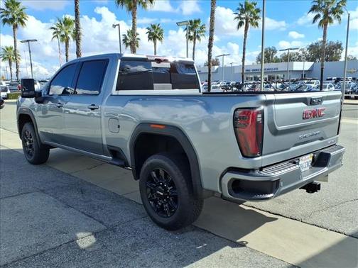 2024 GMC Sierra 2500 AT4