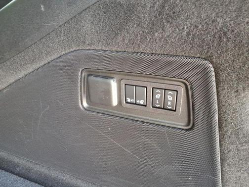 Crystal White 2024 Cadillac Escalade ESV Sport