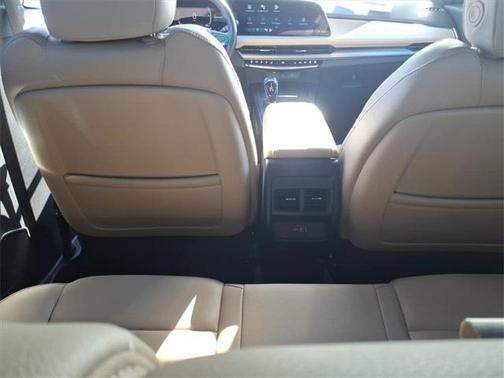 2024 Cadillac XT4 Luxury