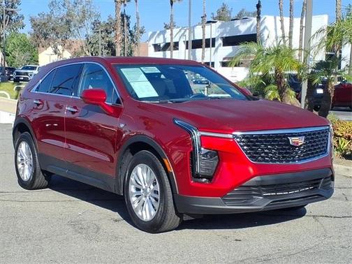 2024 Cadillac XT4 Luxury
