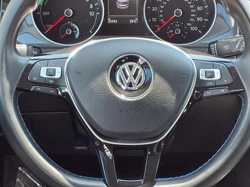 2019 Volkswagen e-Golf SE