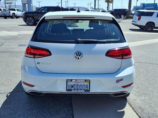 2019 Volkswagen e-Golf SE
