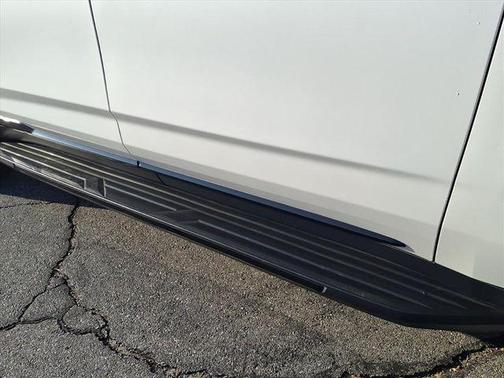 Crystal White 2024 Cadillac Escalade ESV Sport Platinum