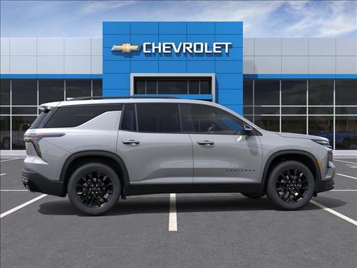 Sterling Gray Metallic 2026 Chevrolet Traverse LT