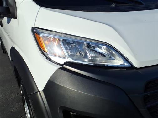 Bright White Clearcoat 2026 RAM ProMaster 2500 High Roof