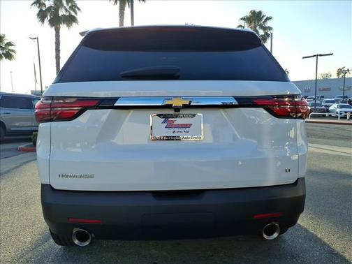 Summit White 2023 Chevrolet Traverse LT Leather