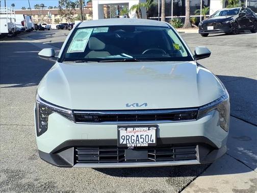2025 Kia K4 EX