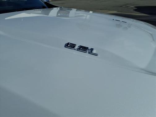 Polar White 2026 Chevrolet Silverado 1500 High Country