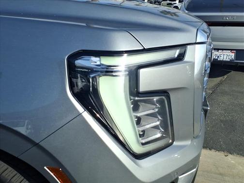 Sterling 2025 GMC Yukon XL Denali