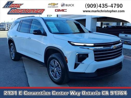 2025 Chevrolet Traverse LT