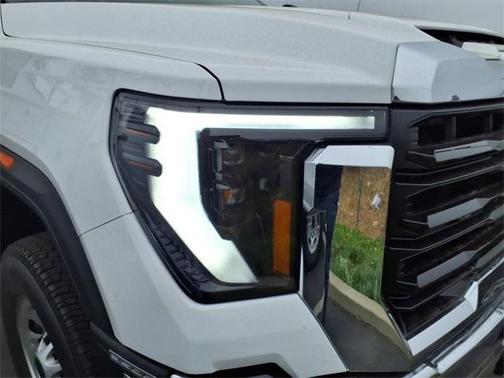 2025 GMC Sierra 3500 Pro