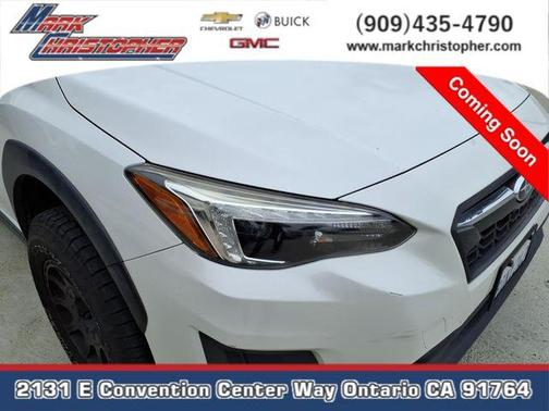 Crystal White Pearl 2018 Subaru Crosstrek 2.0i Limited