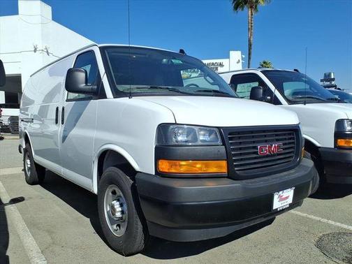 2025 GMC Savana 2500 Work Van