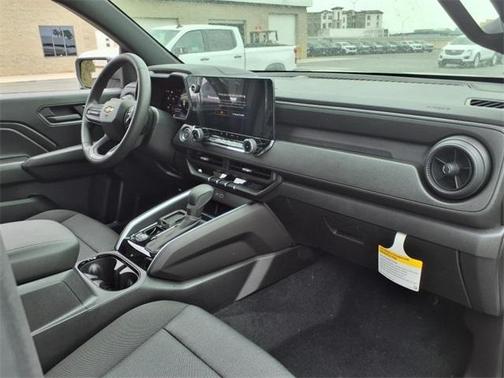 2025 Chevrolet Colorado WT