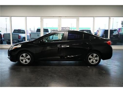 2017 Chevrolet Cruze LS
