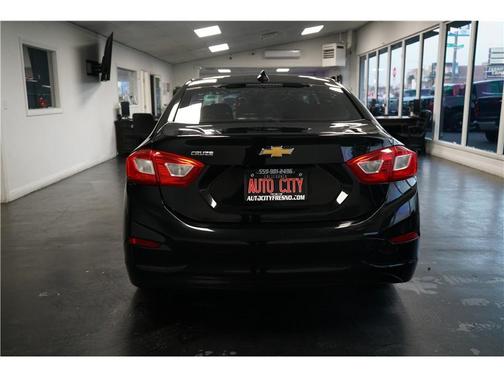 2017 Chevrolet Cruze LS