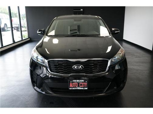 Black 2019 Kia Sorento LX