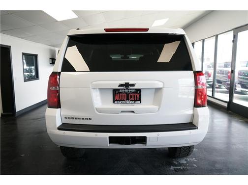 White 2018 Chevrolet Suburban LS