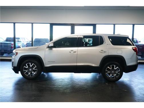 Silver 2020 GMC Acadia SLE