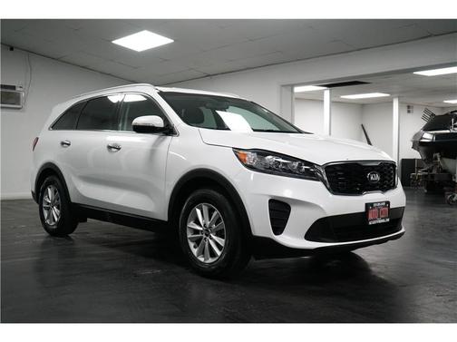 2019 Kia Sorento LX
