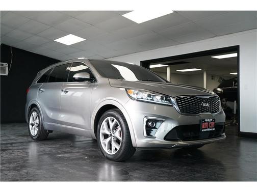 Dark Gray 2019 Kia Sorento SX