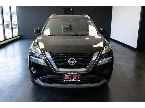 Black 2023 Nissan Rogue SV