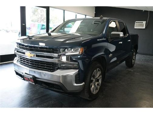 Dark Blue 2019 Chevrolet Silverado 1500 LT