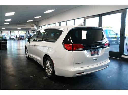 White 2022 Chrysler Voyager LX