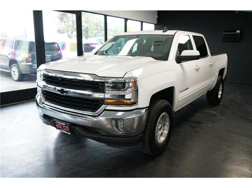White 2017 Chevrolet Silverado 1500 1LT