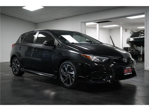 2017 Toyota Corolla iM Base