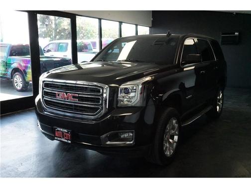 Dark Gray 2017 GMC Yukon SLE