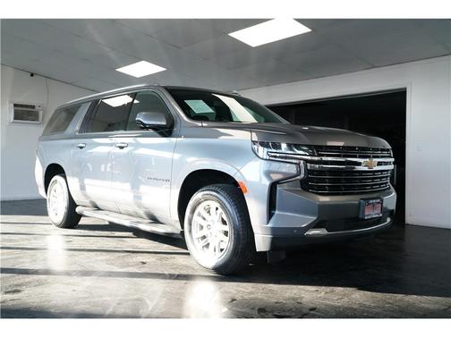 2022 Chevrolet Suburban LT