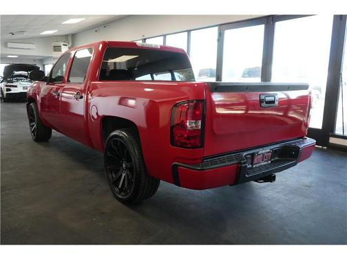 Red 2007 Chevrolet Silverado 1500 LS Crew Cab